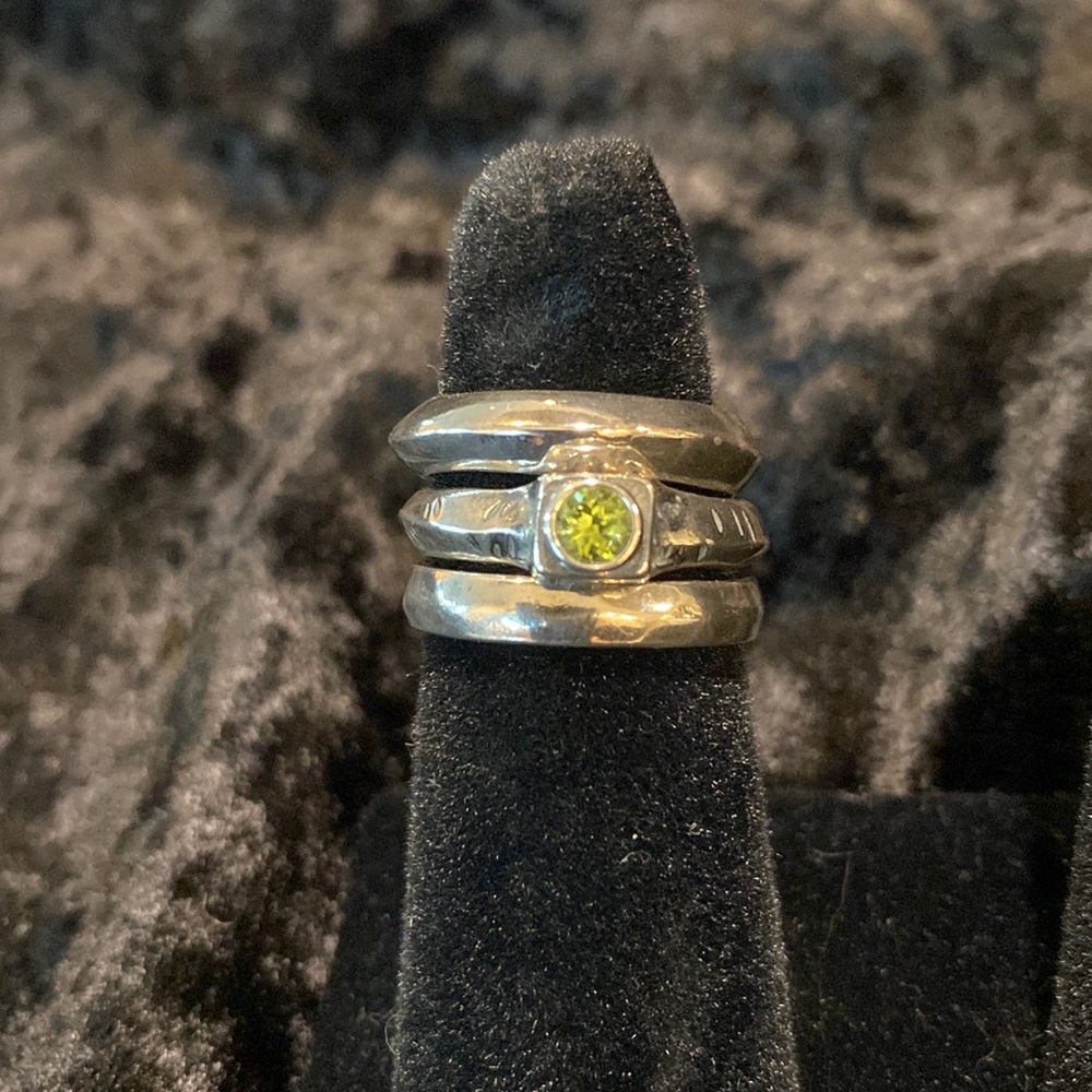 *NOT FOR SALE * Silpada Stackable Rings with Peridot